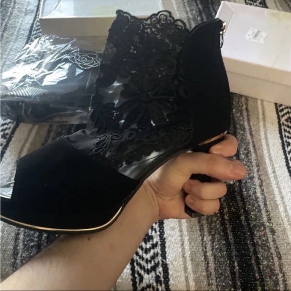 New Woman High Heels. - Picture 2 of 12